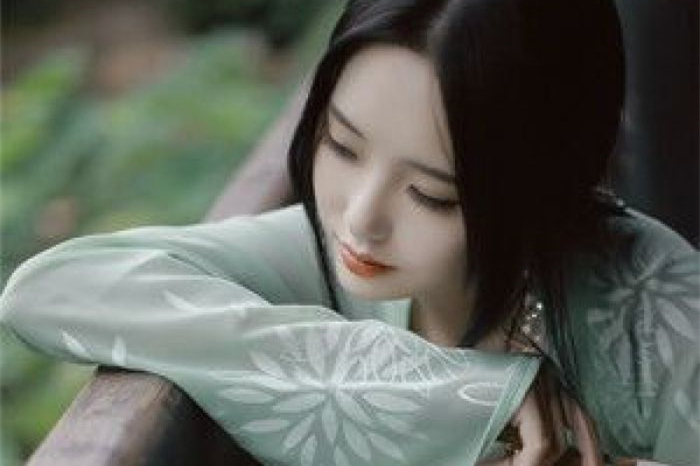 漢服美女慧質(zhì)蘭心古風(fēng)頭像，好看的女生qq頭像