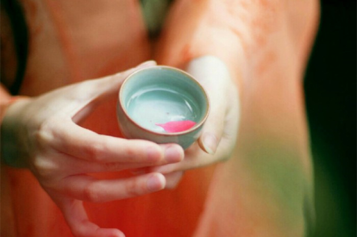 古風(fēng)女子纖纖玉手頭像，寧?kù)o清幽女生頭像