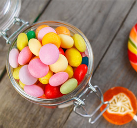 幼兒英語教案《Colors》 認(rèn)識顏色