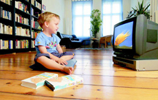 孩子老愛看電視怎么辦 如何控制孩